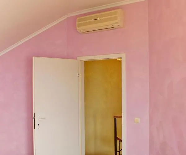 подвійний з терасою біля моря совіньон