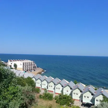 Дом отдыха подвійний з терасою біля моря совіньон Одесса